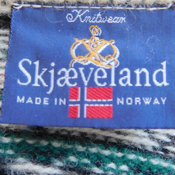 Norwegian Wool Cardigan Sweater Made in Norway - Picture 5 of 6